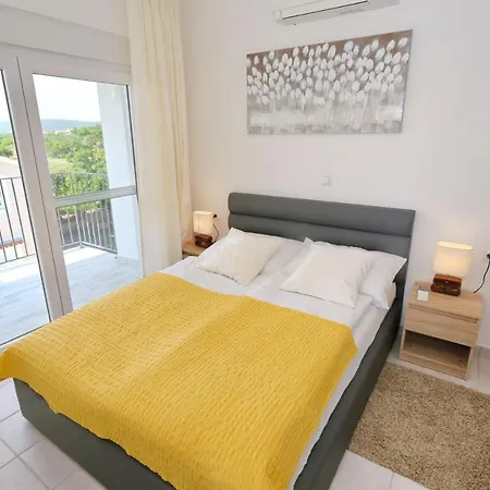 Happy Haven House Appartement Sukošan